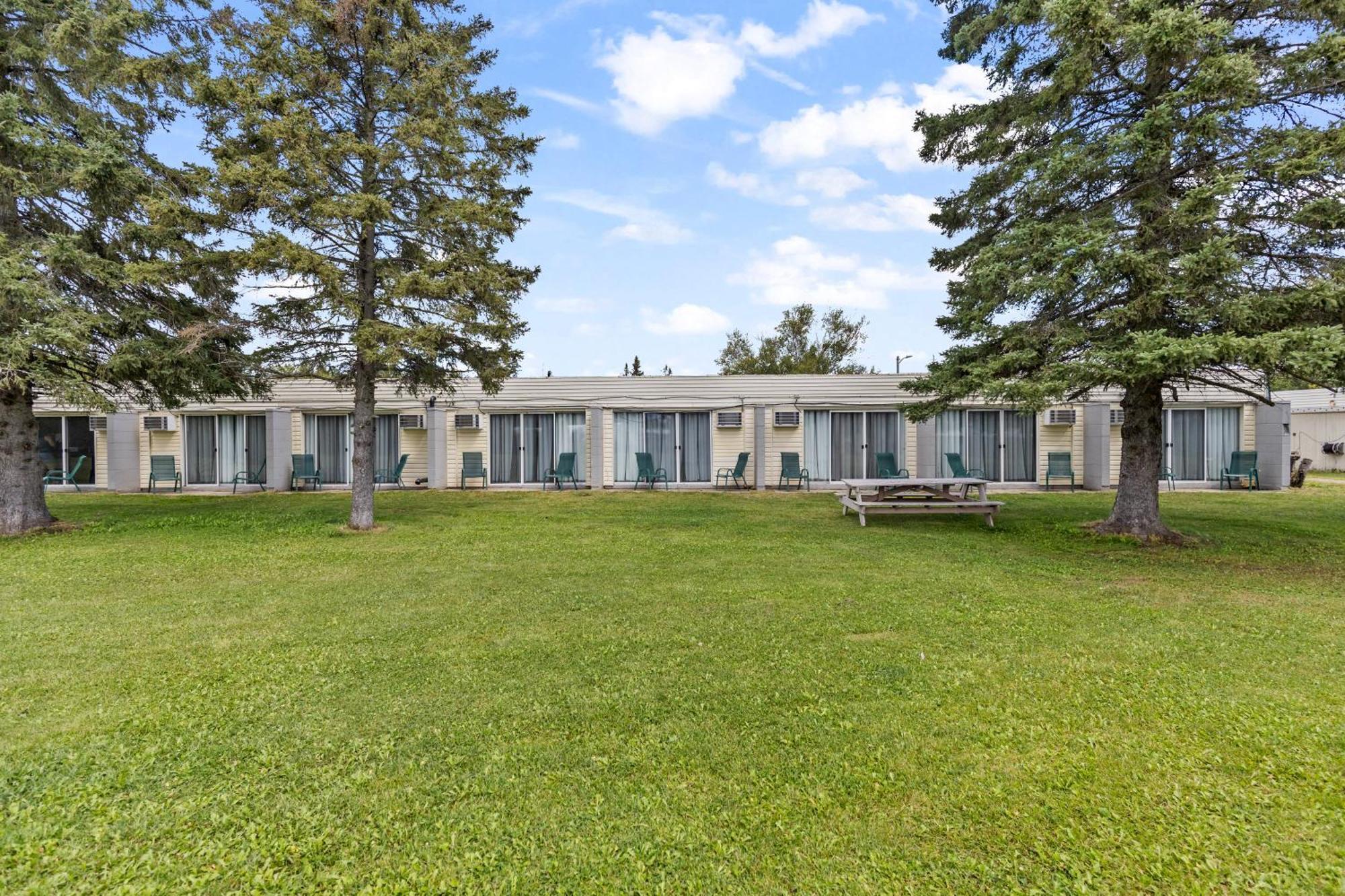 Ambassador Motel Sault Ste. Marie Exterior foto